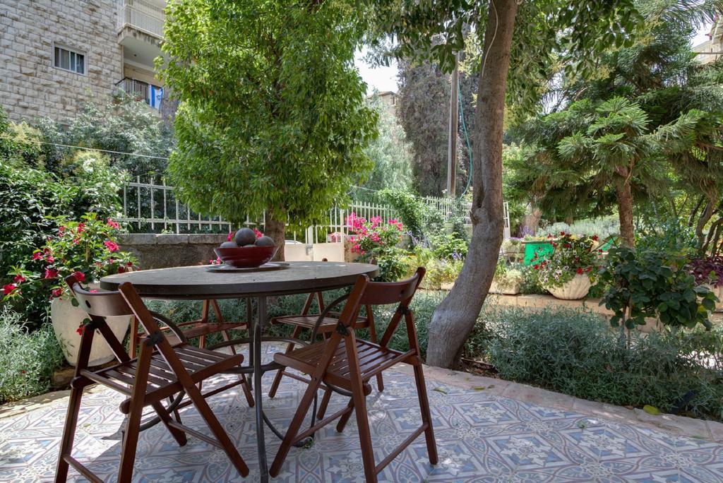 Ferienwohnung Brand New Gem In Talbiyeh Jerusalem Exterior foto
